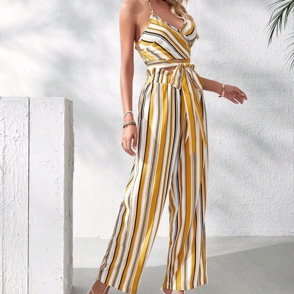 ***SOLD***2 piece SHEIN set - Picture 4 of 5